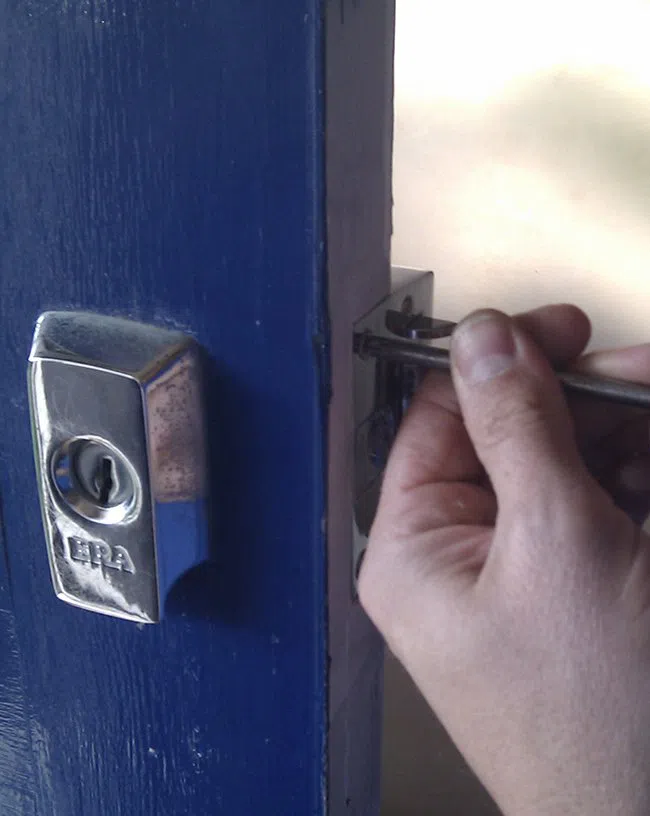 Lock Locksmith Tech Bronx, NY 718-304-2930 Lock Locksmith Tech Bronx, NY 718-304-2930 - locksmith-service